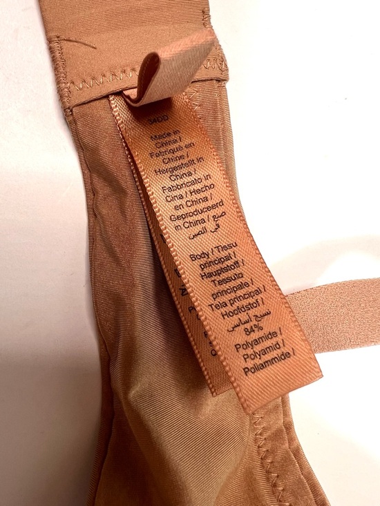 Skims Wireless Form Super Push-up T-shirt Bra 

Size 34DD Bra Size - Picture 8 of 14